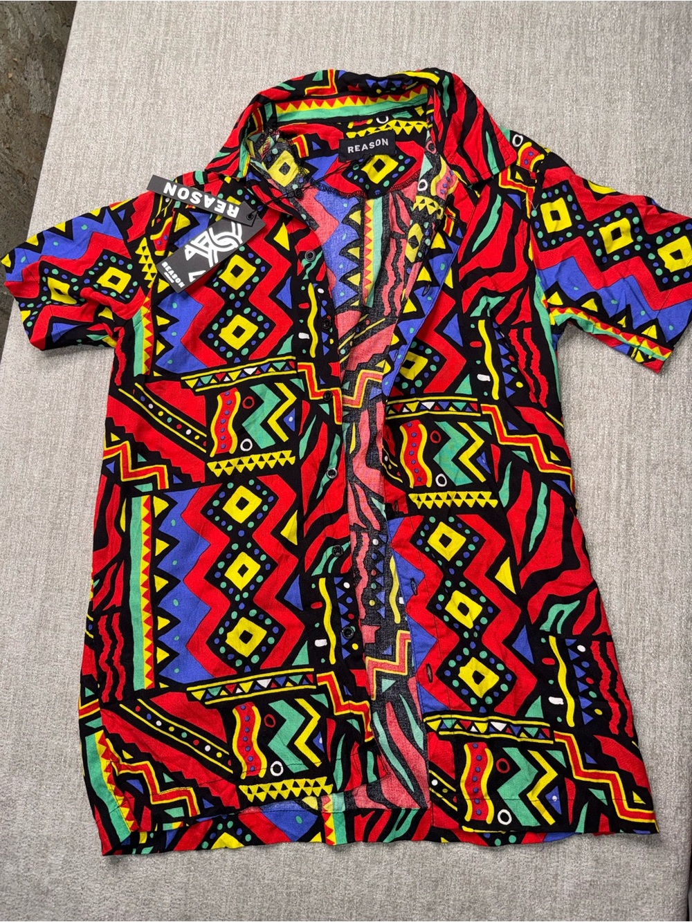 NWT Reason Men’s Retro 90s Geometric Button Up Shirt Small